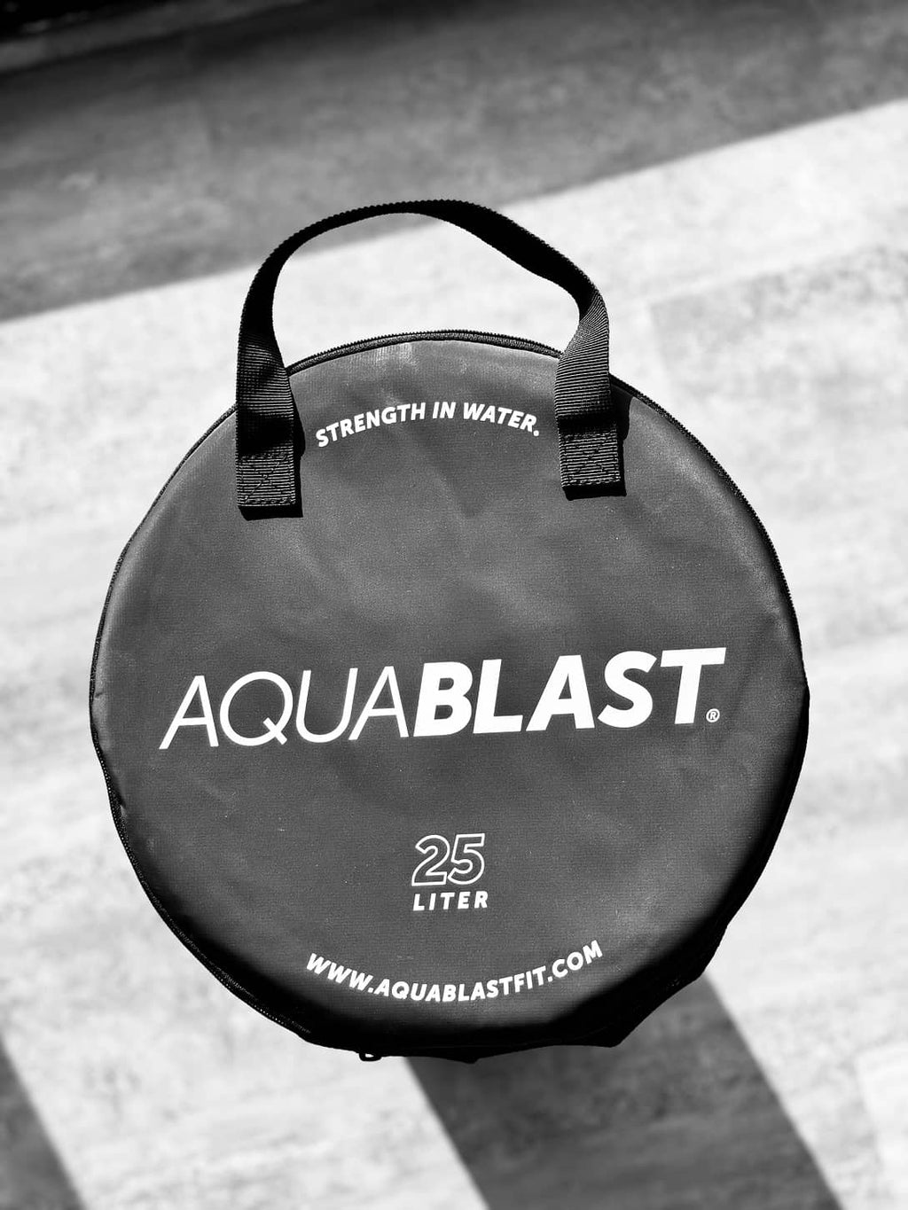 AquaBLAST 25 Liter V2 - Pool Fitness Bag