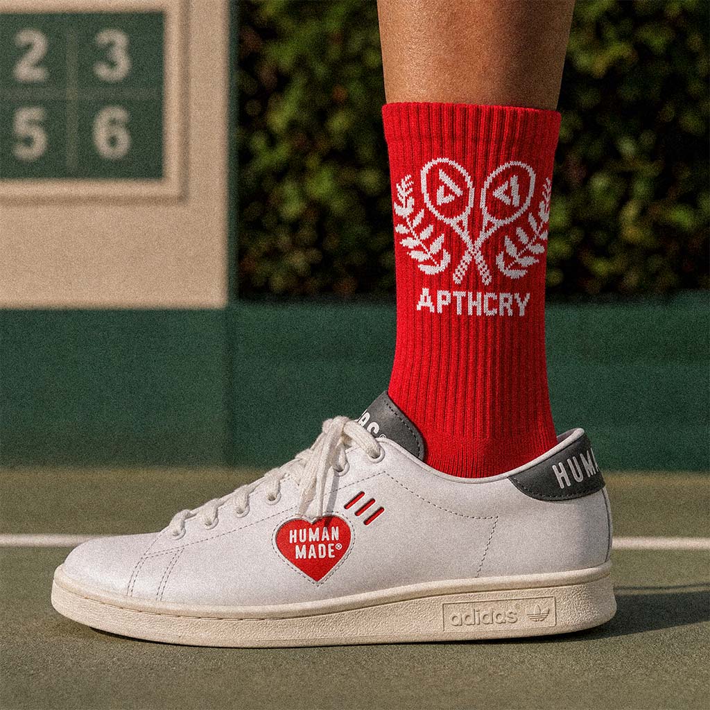 Club Red court crew socks — detail knit view